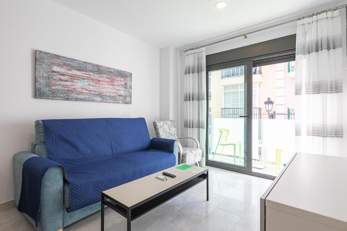 Apartamentos Guerrero 3 Torre Del Mar Eksteriør bilde